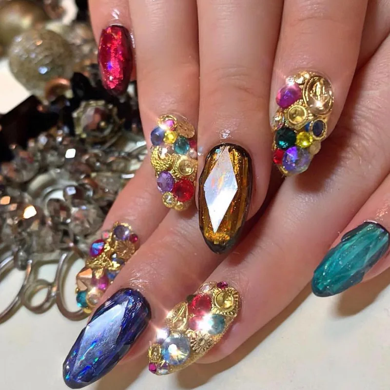 Наклейки для ногтей из пластиковых блесток с бриллиантами, в наборе: шаблоны для нанесения камней, формы для создания 3D рисунков и инструмент для декорирования.