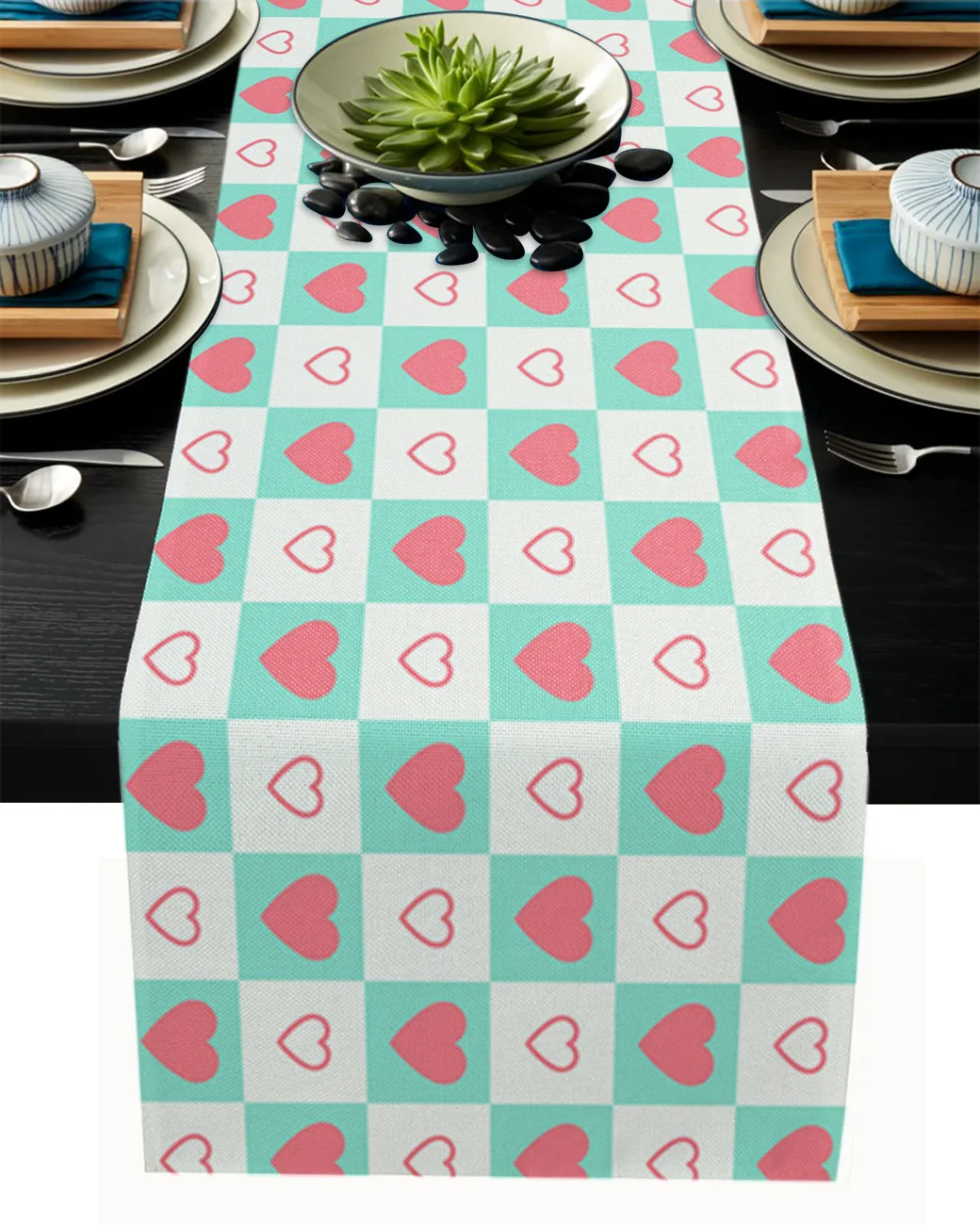 

Checkered Love Simple Luxury Table Runner Dining Table Wedding Party Christmas Cake Floral Tablecloth Decoration