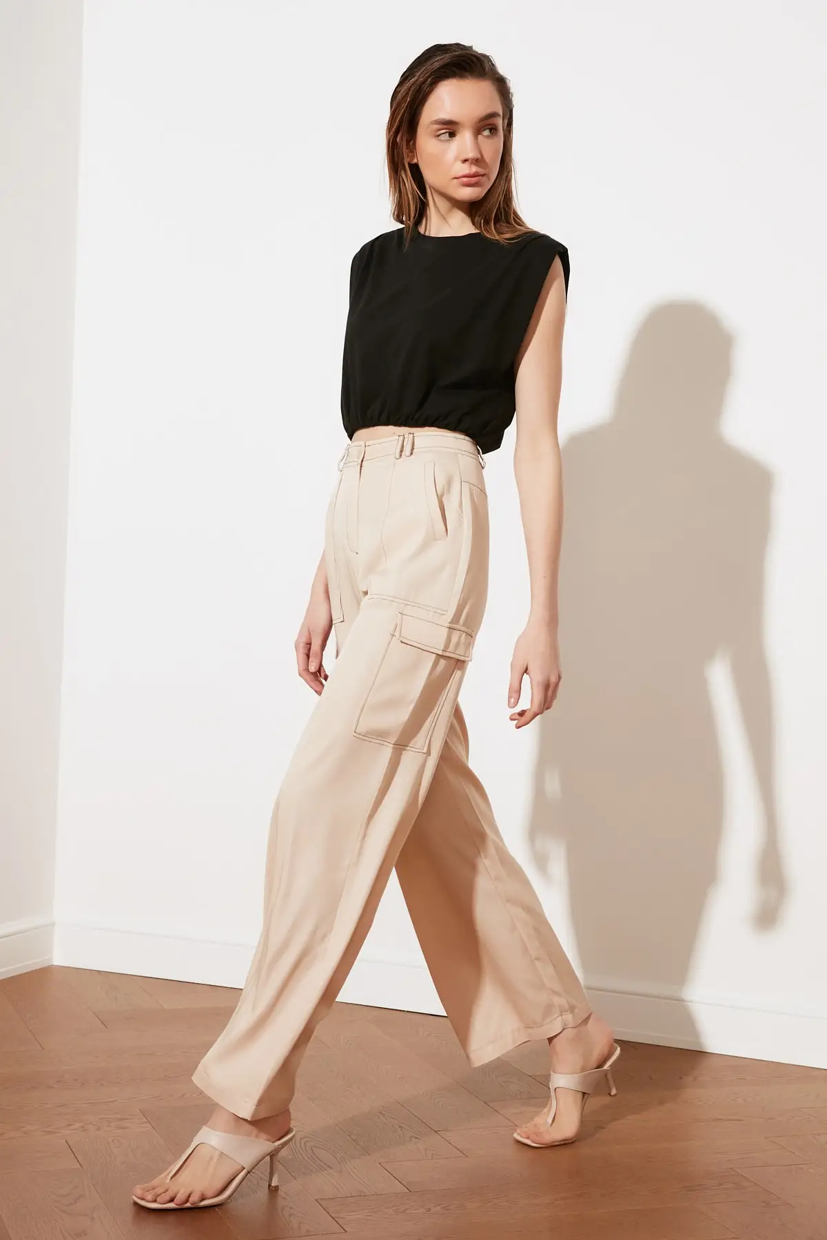 

Trendyol Pocket Detail Pants TWOSS21PL0288