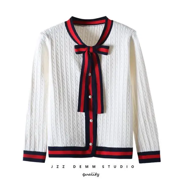 

New small fragrance socialite new twist strap bow thick sweater cardigan sweater coat