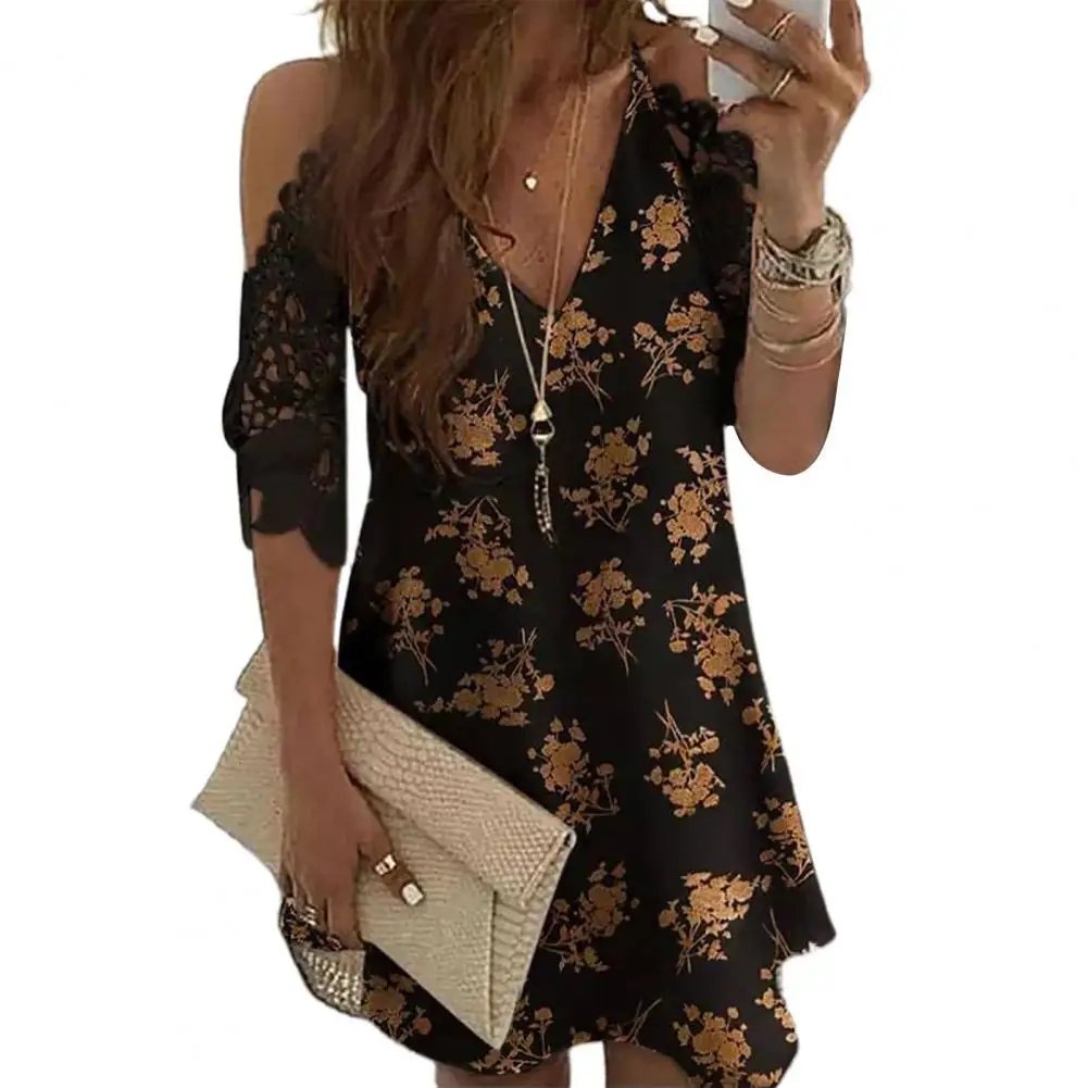 Женское платье прозрачные платья с короткими рукавами треугольным вырезом