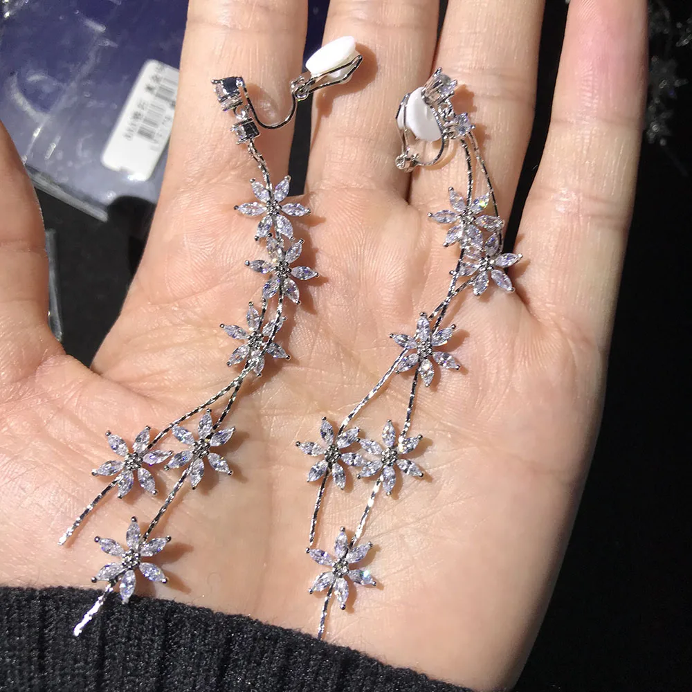 Длинные серьги-клипсы в виде цветка с блестящим кубическим цирконием модные