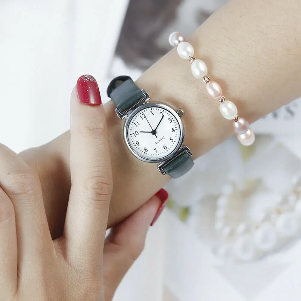 

Classic Women's Casual Quartz Leather Band Strap Watch Round Analog Clock Wrist Watches