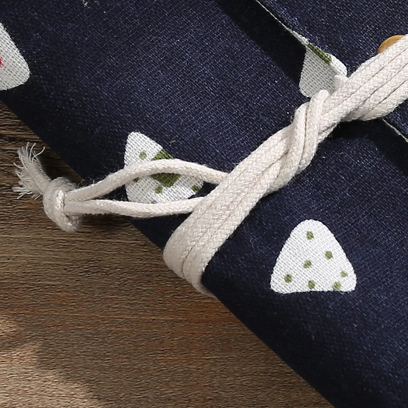 

A5/A6 Travel Handbook 6-hole Loose-leaf NotepadCreative Retro Fabric Cover Notebook Cute Stationery School Supplies