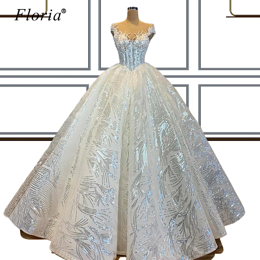 Женское блестящее платье знаменитости длинное вечернее с красной ковровой