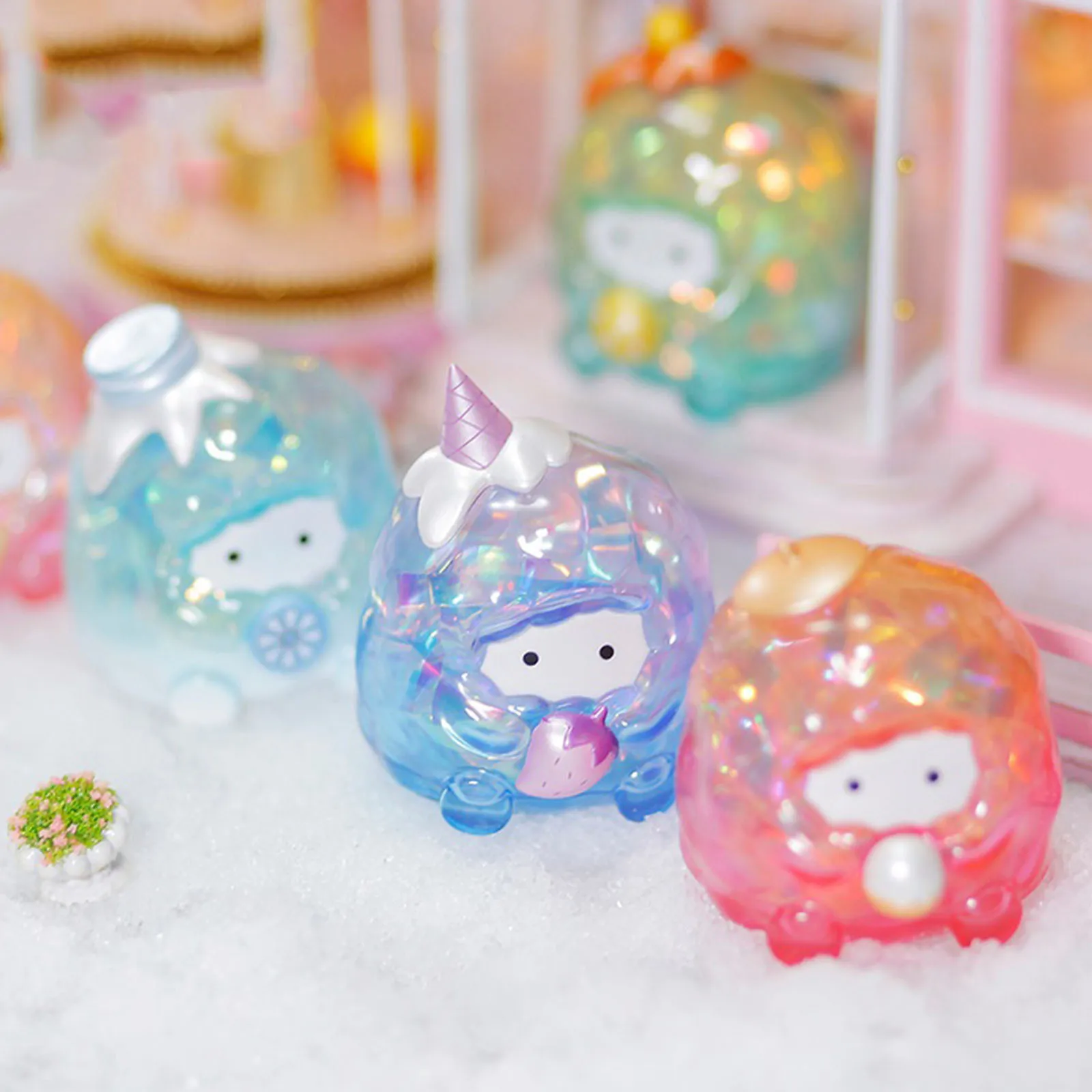 

8Pc/Set Blind Box Dessert Party Tabletop Decor Cartoon Surprised Dolls Toys, Different series have different images.
