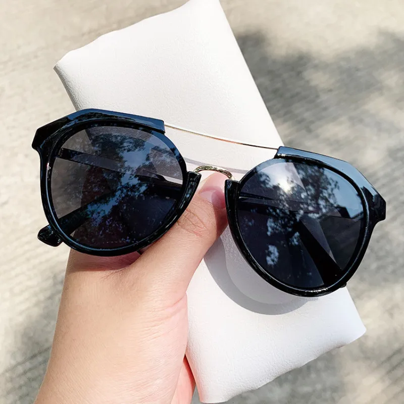 

New Retro Irregular Oversized Sunglasses For Women Gradient Elegant Sun Glasses Vintage Luxury Brand Fashion Classic Big Shade