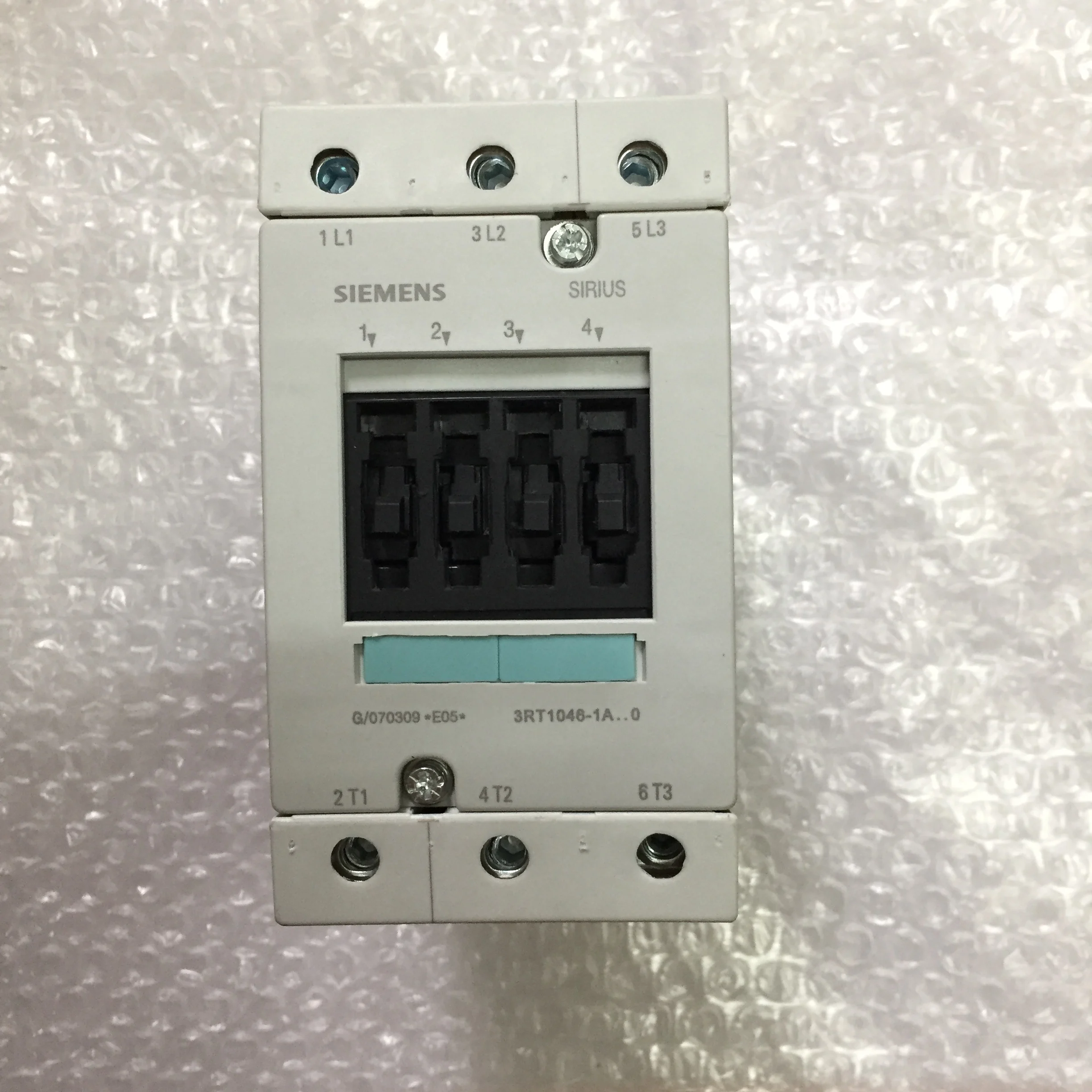 

Контактор 3RT1046-1AL20 оригинальный и новый