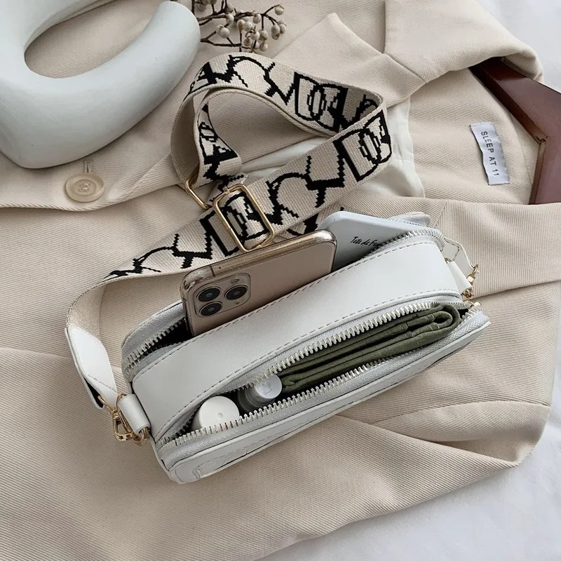 

Solid Color Fashion Bag Crocodile Pattern Stone Grain PU Leather Camera Bag Flap 2021 Luxury Design Cross Body Shoulder Bag Girl