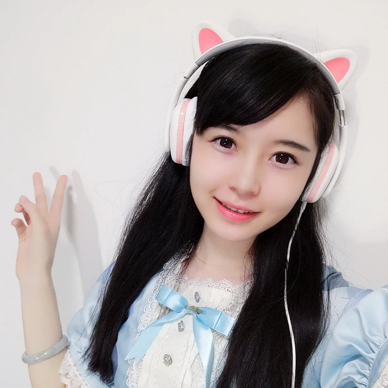 

Almost new orginal Censi Moecen Cat ears wire headset white girl Comic stereo over ear music gaming headphone