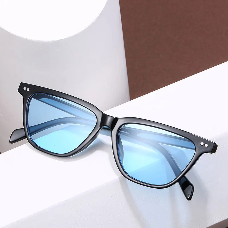 

Fashion Retro Sun Glasses Women Square Sunglasses Ladies Rivet Frame Sunglass Small Frame Marine Candy Glasses