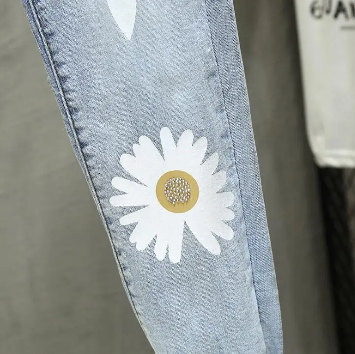 men's elastic feet jeans джинсы для мужчин original design new European and American embroidery printing slim trendy pants