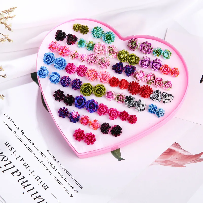 

36 Pairs Stud Earrings Heart Box Packaging Hypoallergenic Bohemian Jewelry Earrings Crystal Earrings Christmas Earring Wholesale