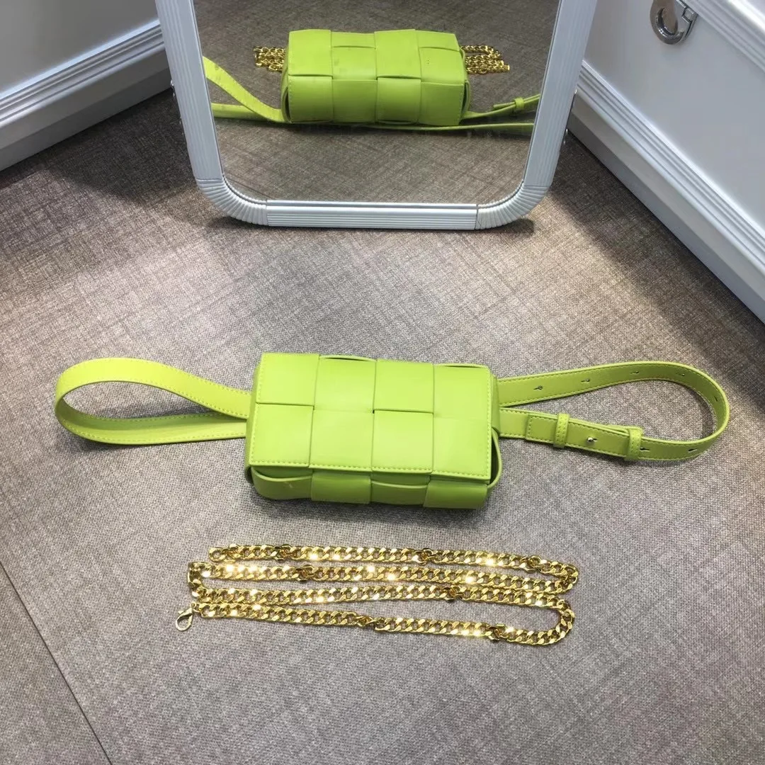 

2021 new leather woven crossbody small and thin bag head layer cowhide high-quality shoulder bag women