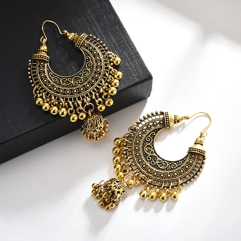 

Temperament female European and American fashion retro tassel earrings ethnic fashion earring accessories