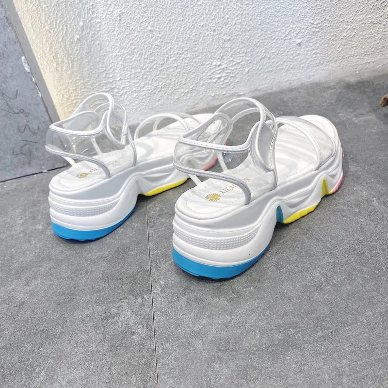 Женская прозрачная обувь из ПВХ Босоножки на массивной платформе Модель 2020 года