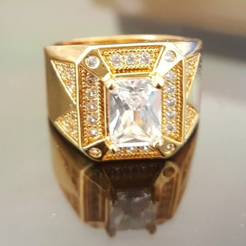 

Мужская мода 18K золото Цвет кольцо Роскошные властная белое бриллиантовое кольцо обручальное кольцо вечерние ювелирные изделия Размеры Бо...