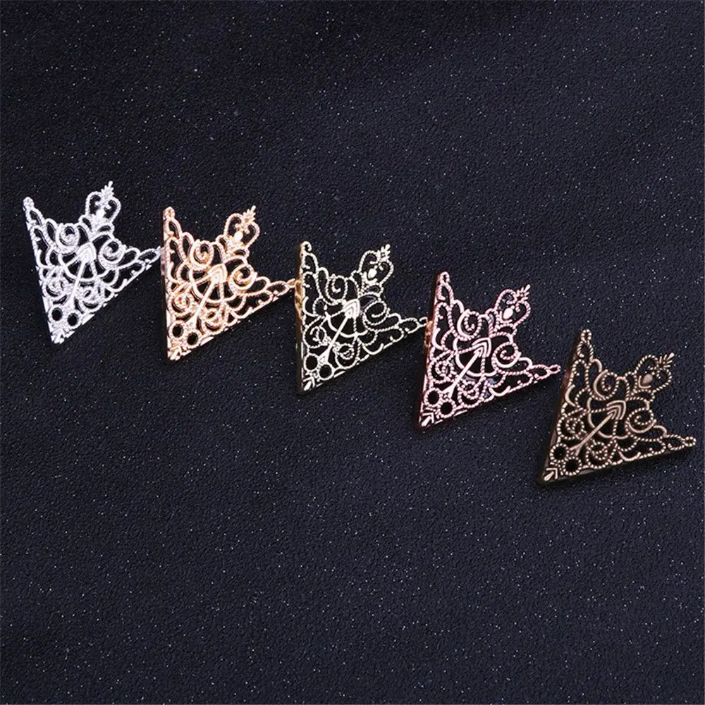 Vintage Fashion Triangle Shirt Collar Pin for Men and Women Hollowed Out Crown Brooch Corner Emblem Jewelry Accessories | Украшения и