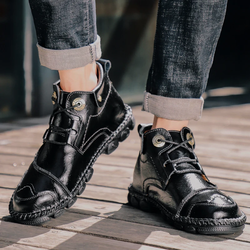 

2020 Men Boots Genuine Leather Male Ankle Boots Fashion Male Breathable Boots Autumn Outdoor Waterproof Man Motorcycle Boots