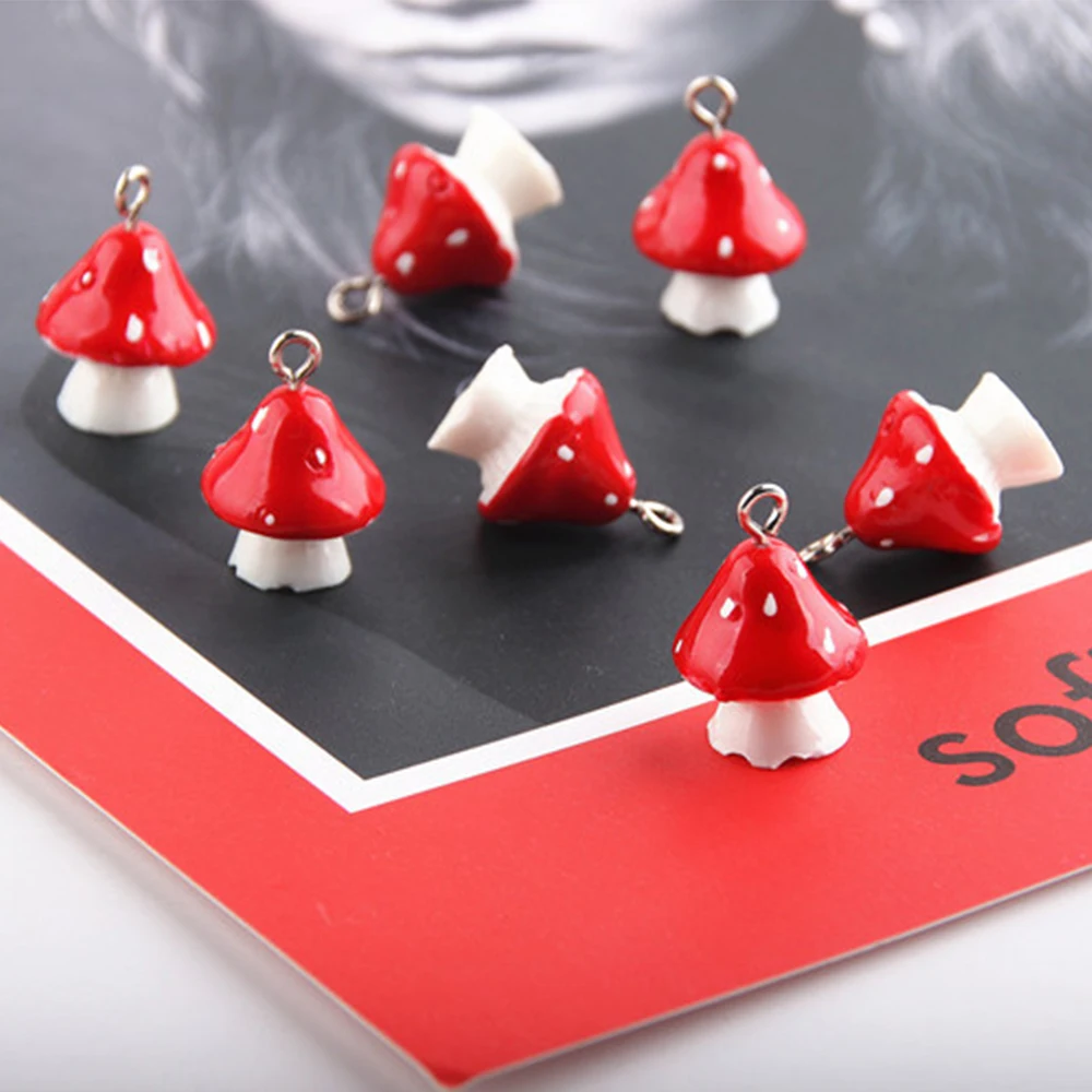 

10Pcs/Lot 3D Small Red Mushroom Resin Charms Hand-Painted Simulation White Polka Dot Mushroom DIY Earrings Key Chain Jewelry