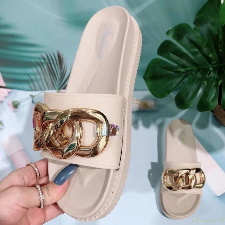 

2021 women summer new metal buckle flat thick bottom beach slippers outdoor all-match sandals home durable slippers
