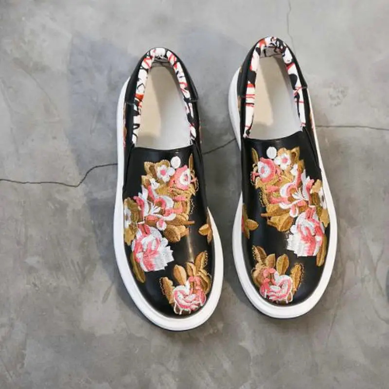 Натуральная кожа Демисезонный лоферы с вышивкой белые туфли на тяжелой подошве