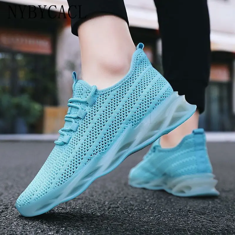 

Spring and Summer style breathable fashion casual shoes with celebrity breathable running sneakers Male Light Soft Mesh sneakers