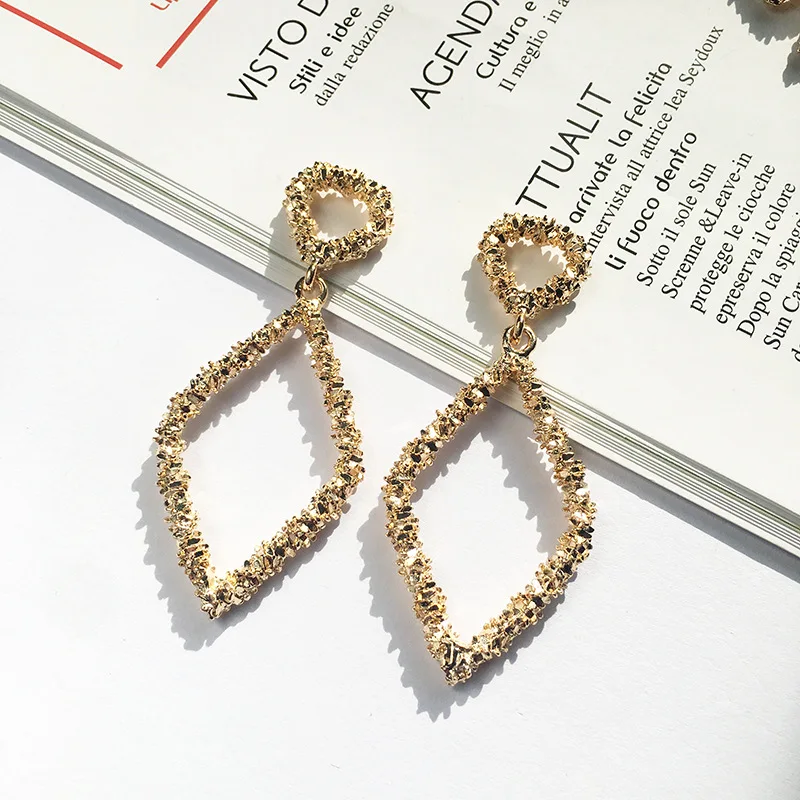 6 Legenstar новые модные серьги Чеканные для женщин золотого цвета Meatal Jewelry сплав в виде колец геометрической формы массивные серьги - Окраска металла: 6
