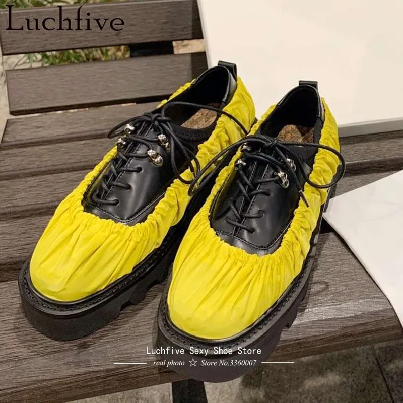 Туфли женские на шнуровке эластичные плоская подошва круглый носок мюли