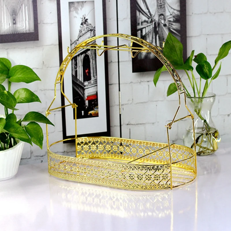 

Coffee Cup Holder, Home Crafts, Iron Holder, Saucer Holder, Lace Wire, Cup and Saucer Holder, Iron Crafts