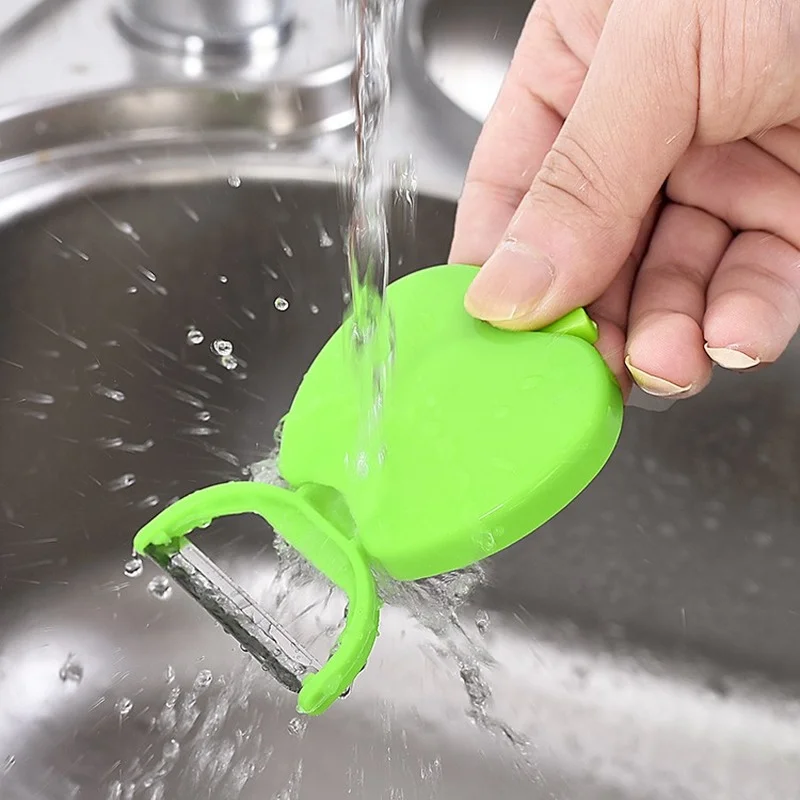 

Foldable Vegetable Shape Apple Cutter Office Kitchen Fruit Peeler Small Gadgets 2021 Creative Hot sale Peelers Zesters
