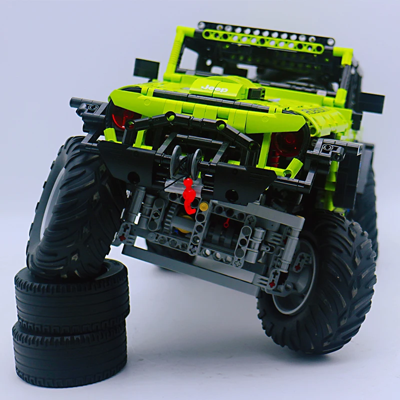 

2342 PCS New J902 Series The Green Off Road Vehile Model Building Blocks Set Classic MOC Car-styling Toys for Children