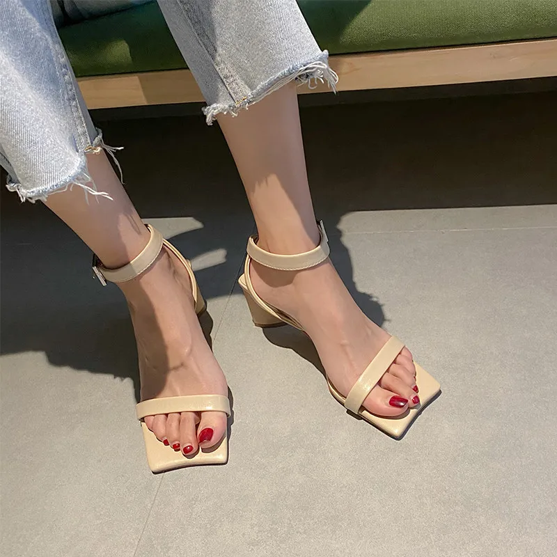 

Asumer 2021 White Sandals Women Genuine Leather Shoes Hot Sale Ankle Buckle Fashion High Heels Sandals Ladies Party Shoes