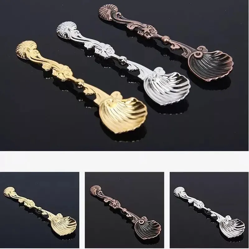 

1 PCS New Fashion Exquisite Retro Palace Style Coffee Spoon Tea Ice Cream Scoop