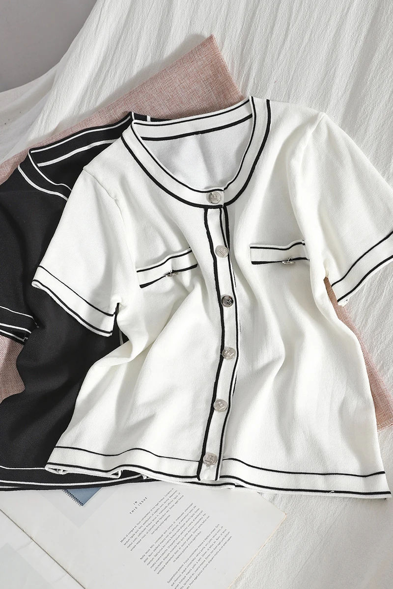 

2021 Retro small fragrant knit Cardigan Women's Summer New thin Korean version of pure color short-sleeved Sweater blouse Women