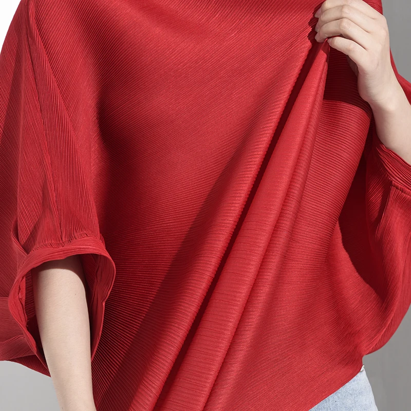 LANMREM New Spring Summer Round Neck Three-quarter Sleeve Black Loose Big Size Pleated T-shirt Women Fashion Tide YE1120