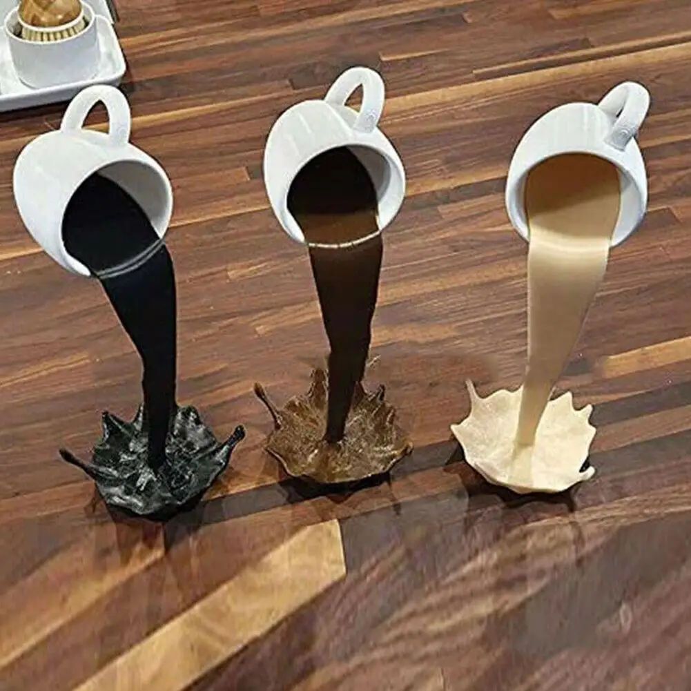 

Floating Spilling Coffee Cup Sculpture Kitchen Decoration Spilling Magic Pouring Splash Creative Desktop Decor Home Decoration