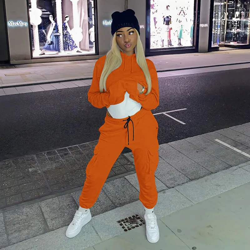 

Casual Women Set Hooded Sweater + Long Pants With Pocket Solid Color Sportsuit Tracksuit Autumn And Winter Outfit