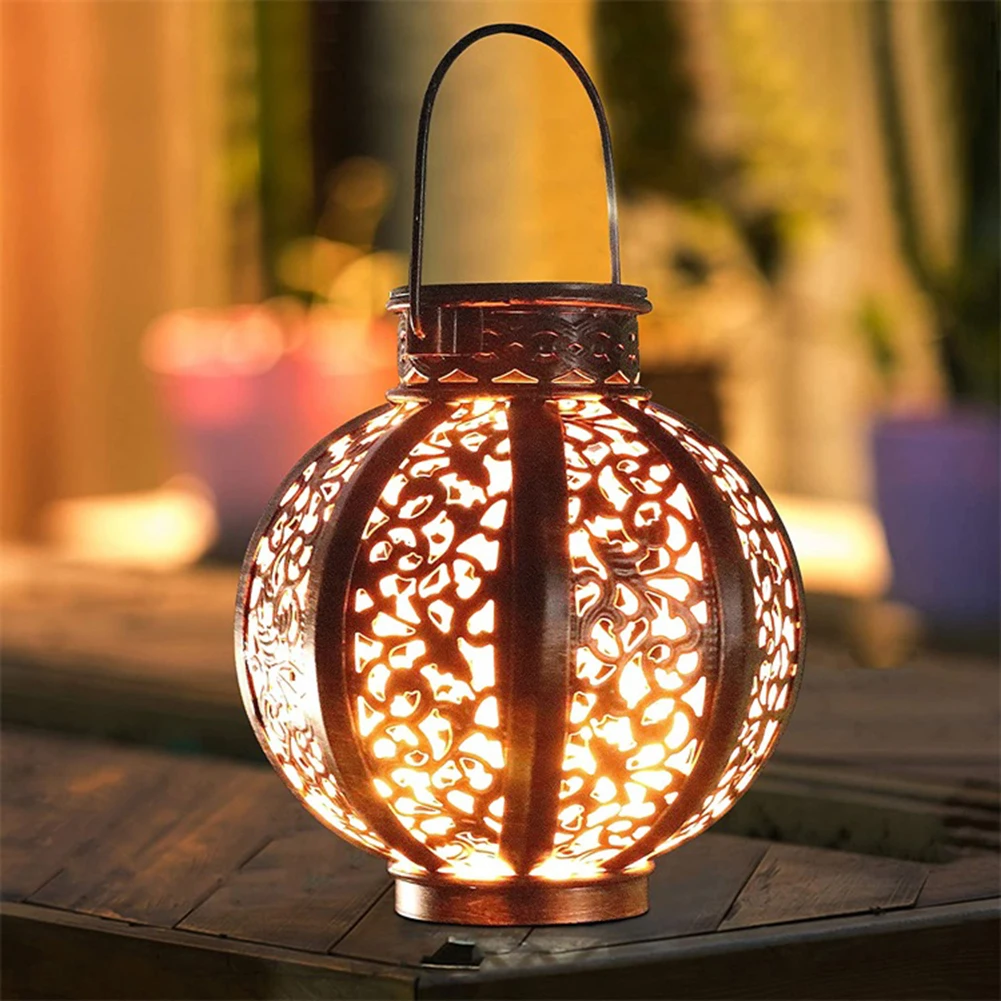 

Retro Solar Lantern Lights Wrought Iron Outdoor Garden Hanging Lights Metal Floral Pattern Lights for Courtyard Walkway