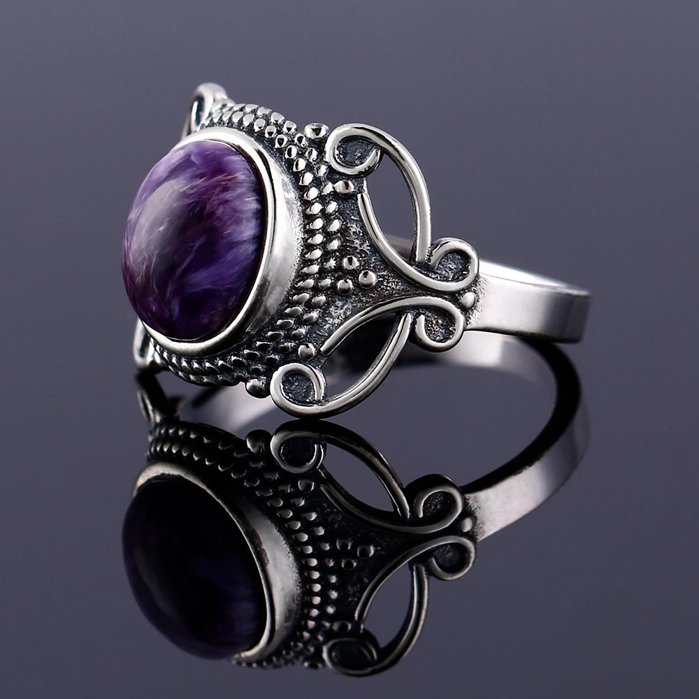 Кольцо из серебра 925 пробы с овальным лунным камнем 8*10 мм и натуральным