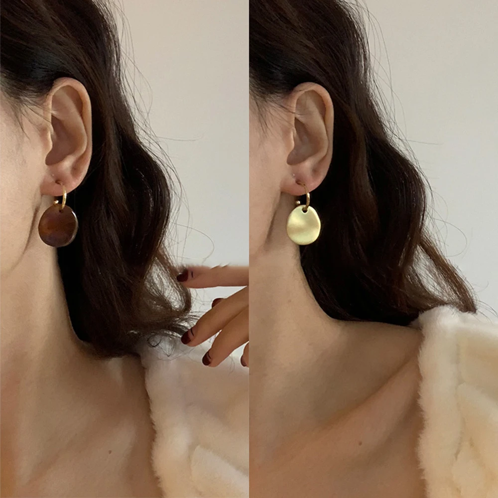 

CAN Circle Earrings New Vintage High Imitation Baroque Pearl Earrings Gold Circle Earclip Women Jewelry Golden Punk Round