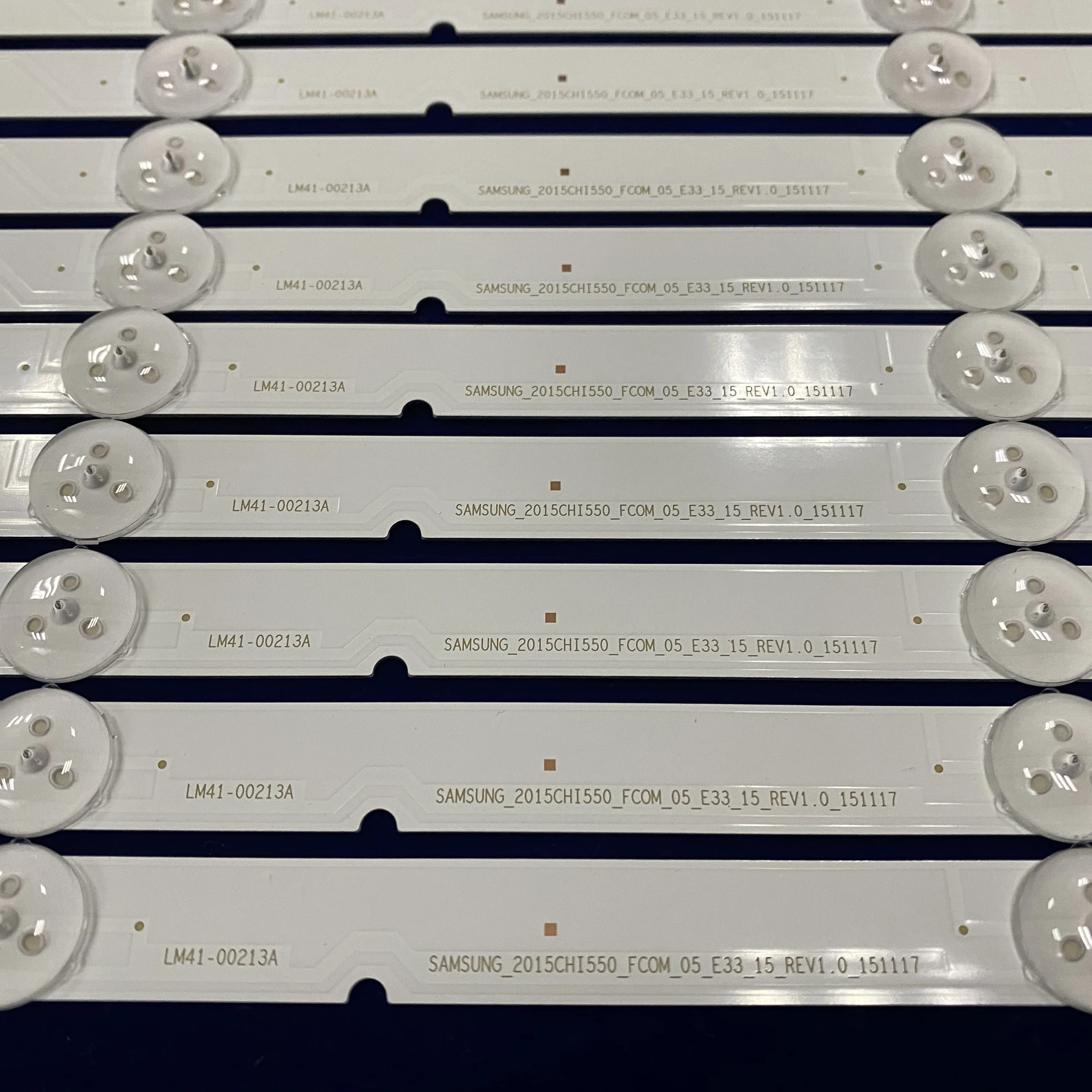 Светодиодная подсветка полосы SAMSUNG-2015CHI550-B81-3228 LM41-00182A для Hisense LED55EC520UA | Лампы и