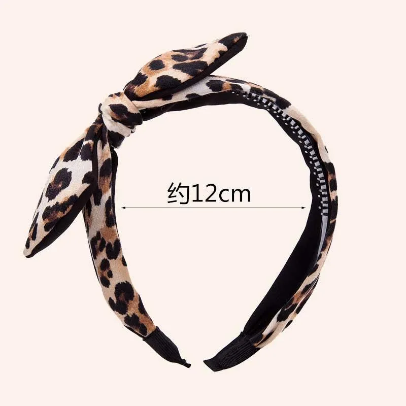 Повязка для волос с леопардовым принтом и бантом широкая простая