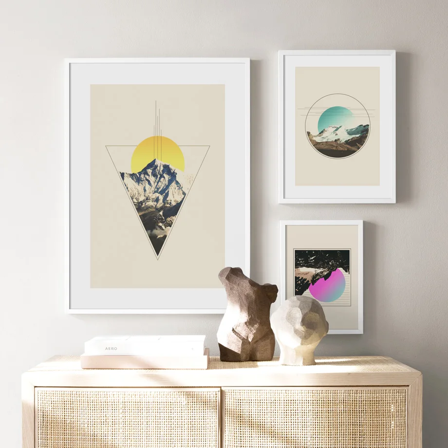 Настенная картина с изображением гор солнца луны геометрического пейзажа