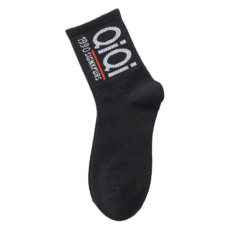 

Women's Cotton Socks Four Seasons Street Letter Printing Graffiti Sports Socks Casual Cotton Men's And Women's Medium Long Socks
