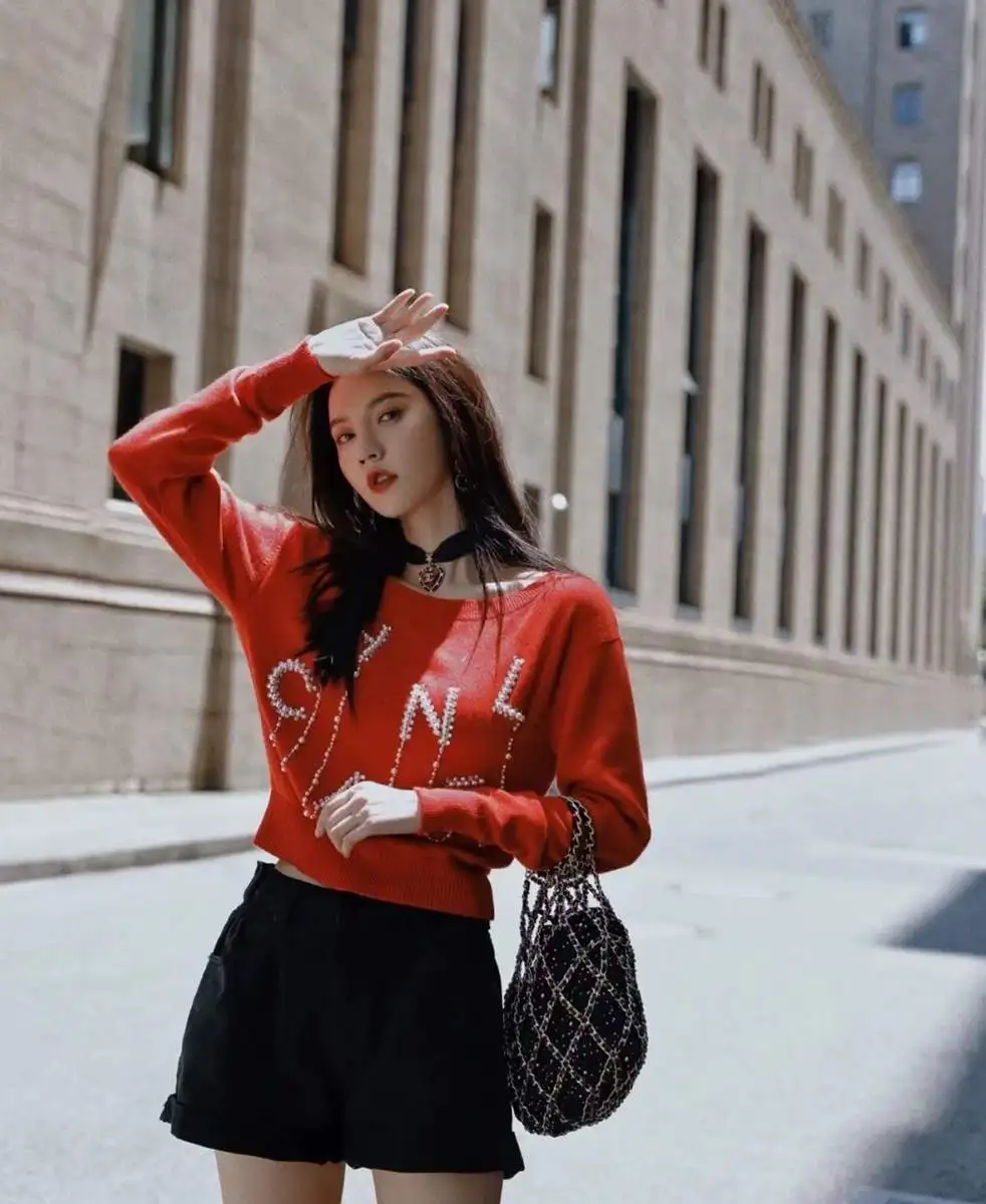 

2021 New Autumn Women's Letter Beadings Sweater Famale Long Sleeves Knit Pullovers Letter Beads Embroidery Korean Fashion Pulls