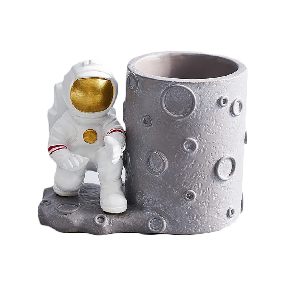 

Nordic Figurine Astronaut Ornament Table Crafts Pen Holder Ornament Decor Crafts Figurines Micro Landscape Home Decoration Gifts