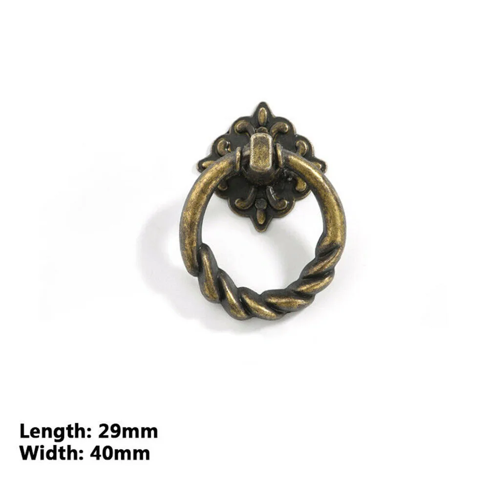 

Дверной шкаф в стиле ретро