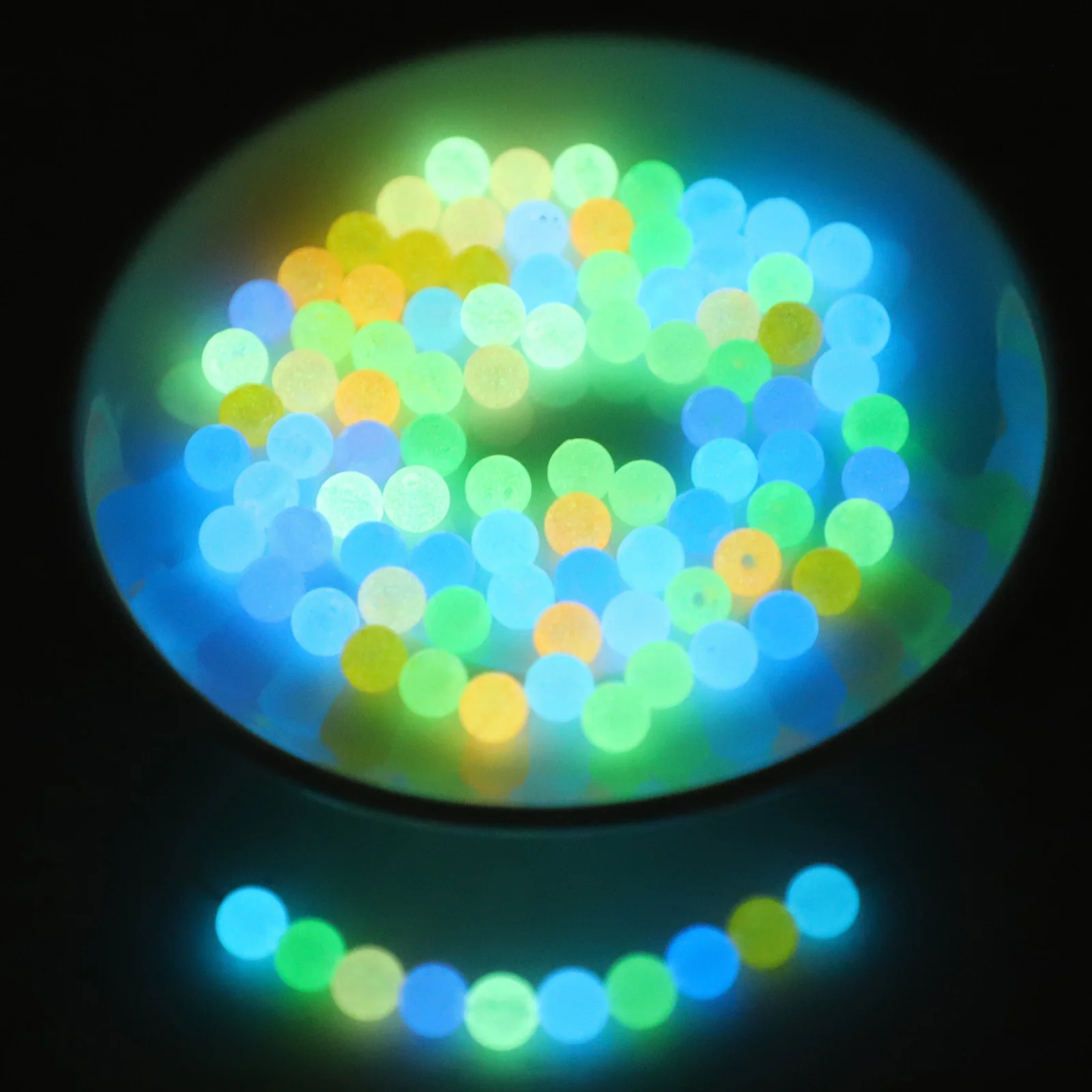 Бусины для рыбалки 200 мужчин и женщин светящиеся бусины медальонов ожерелий