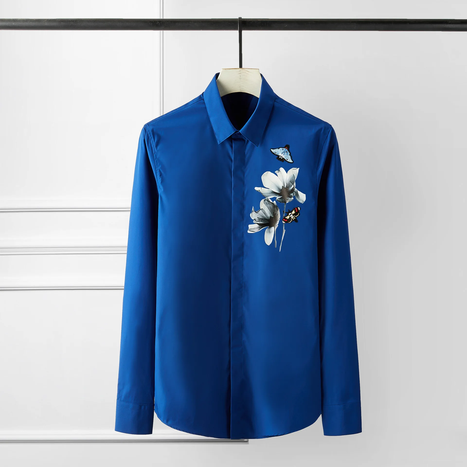 

Shirt Luxury Men Daffodil Printed Long Sleeve Butterfly Embroidery Party Mens Dress Casual Man Shirts